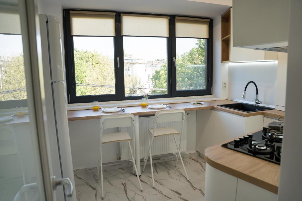 Azaleea Apartments Bukarest Eksteriør billede